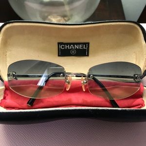 CHANEL Sunglasses 🕶 Authentic